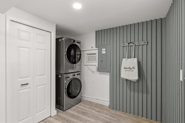 Building Photo - 3663 Egerton Cir