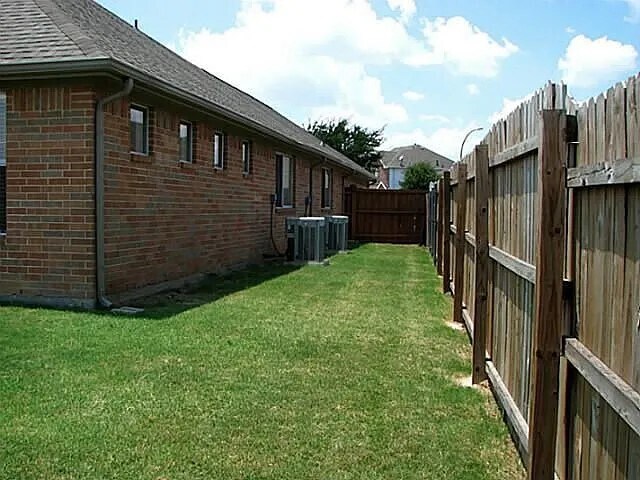 Building Photo - 5540 Bandelier Trl