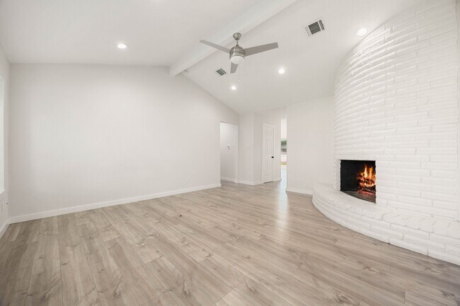Building Photo - 6235 Weststar Ln