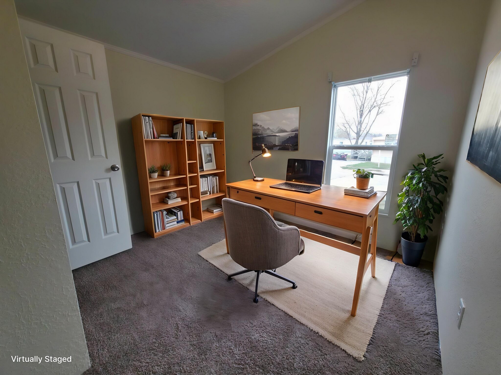 Building Photo - 1309 W Plum St