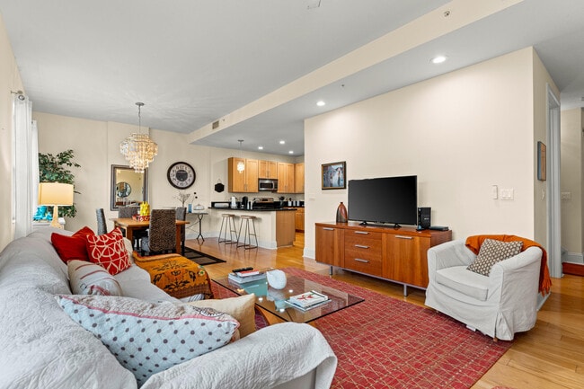 Building Photo - 3120 N Latitude Cir