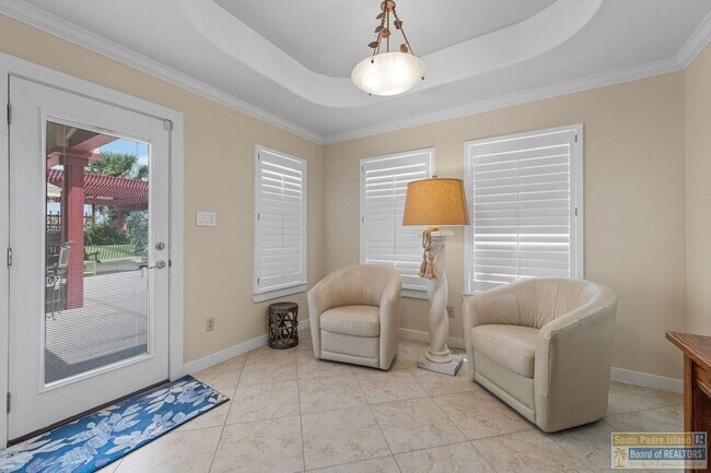 Building Photo - 22 Laguna Madre Dr