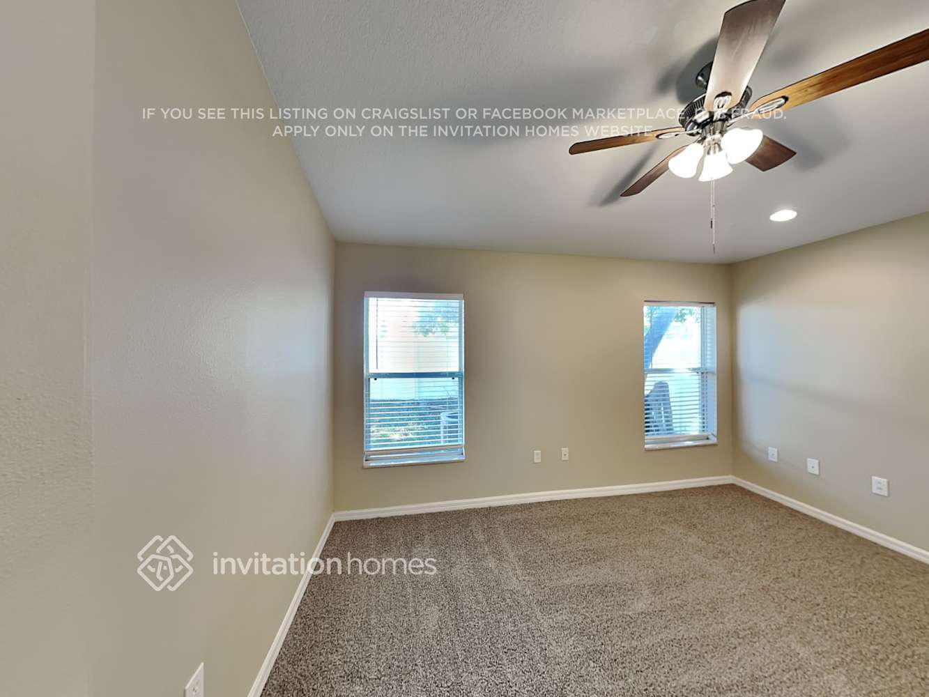 Building Photo - 453 Stone Briar Dr