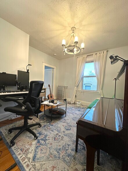 Building Photo - 26 Chiswick Rd