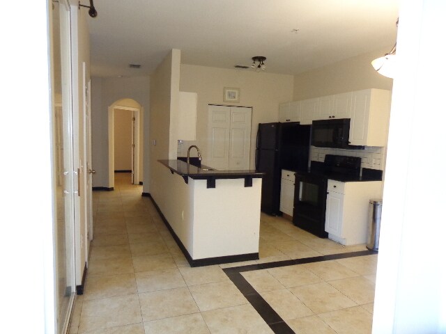 Building Photo - 845 Grand Regency Pointe
