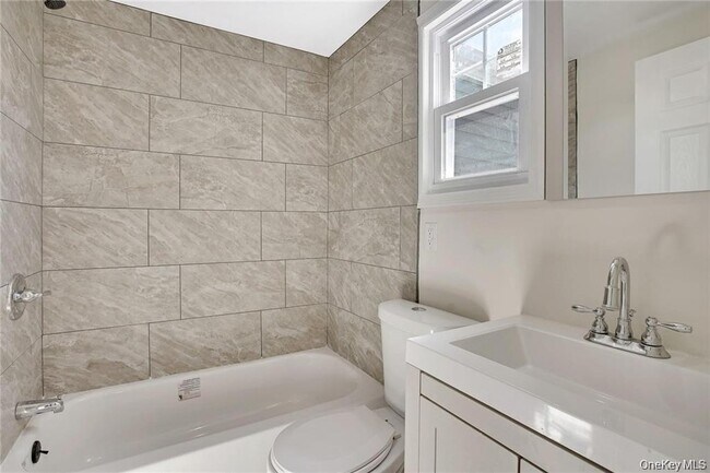 Building Photo - 304 Tower Ave