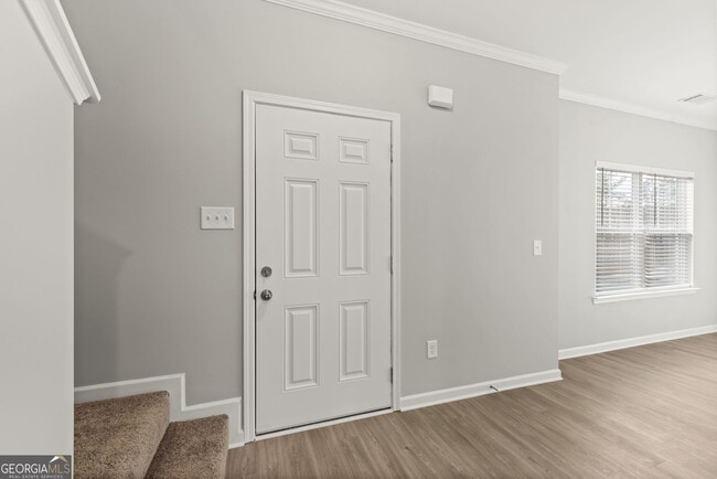 Building Photo - 559 Belmont Ln