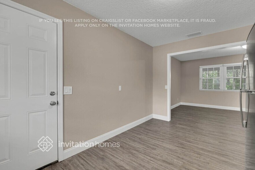 Building Photo - 611 Grove Park Blvd