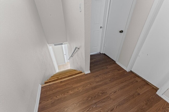 Building Photo - 12208 Ormandy St