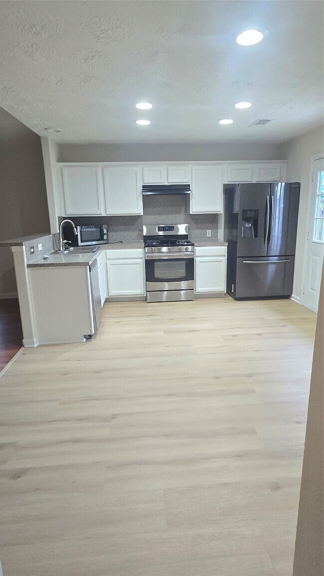 Building Photo - 13418 Croquet Ln