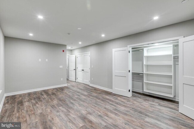 Building Photo - 2026 Spring Garden St