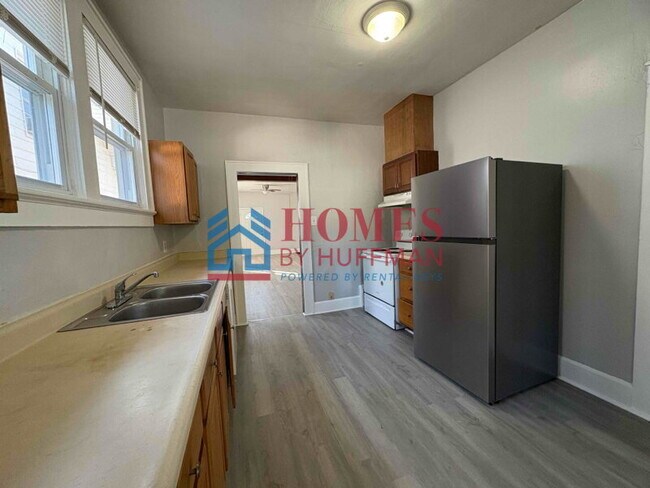 Building Photo - Two Bedroom House | Now Available