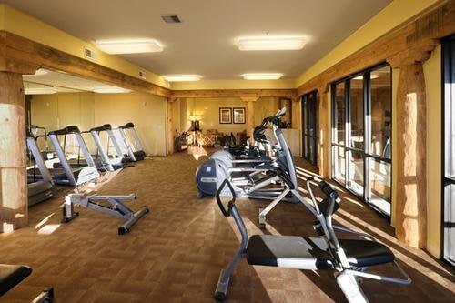 Building Photo - 1405 Vegas Verdes Dr