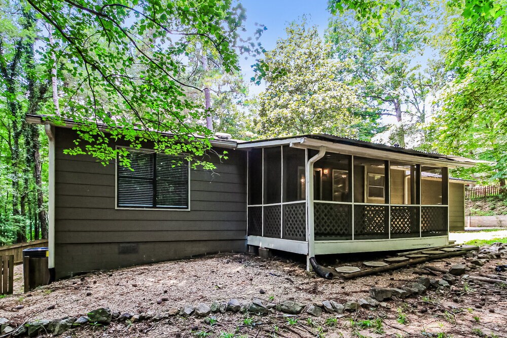 Building Photo - 7970 Norris Lake Rd