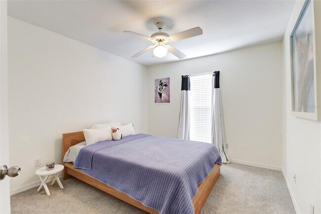 Building Photo - 4004 Foxtail Palm Ct