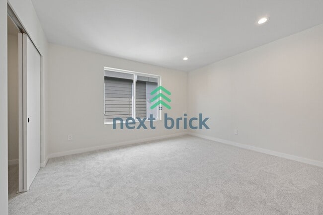 Building Photo - Brand-New 2026 Townhome | 3 Bed | 2.5 Bath | 1,560 Sq Ft | EV Garage | A/C Included