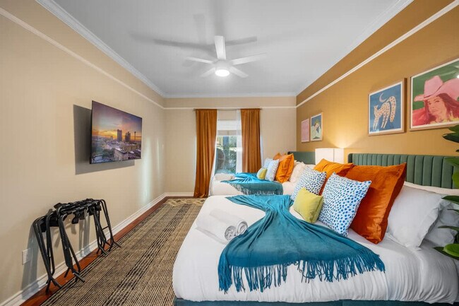 Building Photo - 13702 Yellow Oak Cir