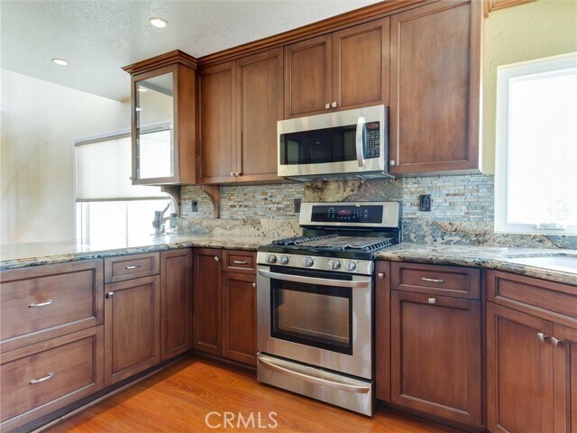 Building Photo - 834 15th St