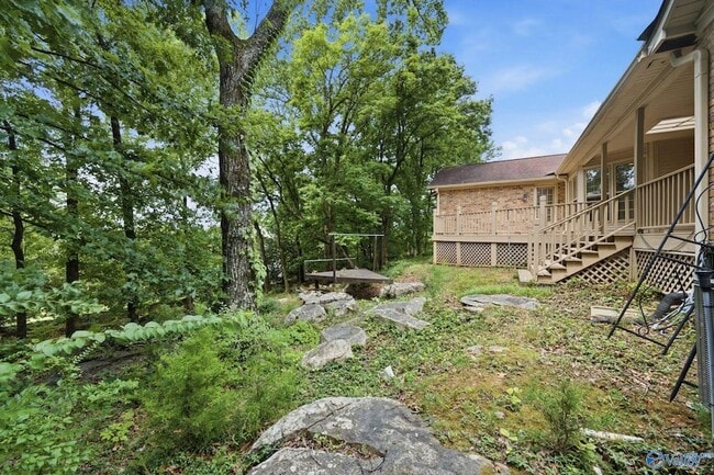 Building Photo - 815 Baylor Dr SE
