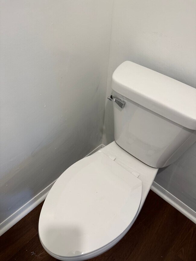 Building Photo - 3101 Oliver St