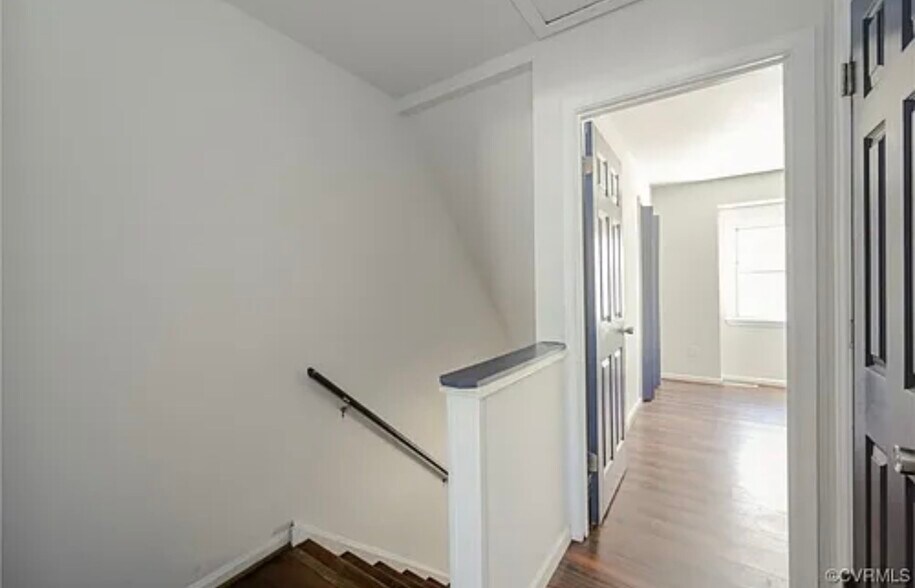 Building Photo - 1511 Sunnyside Ave