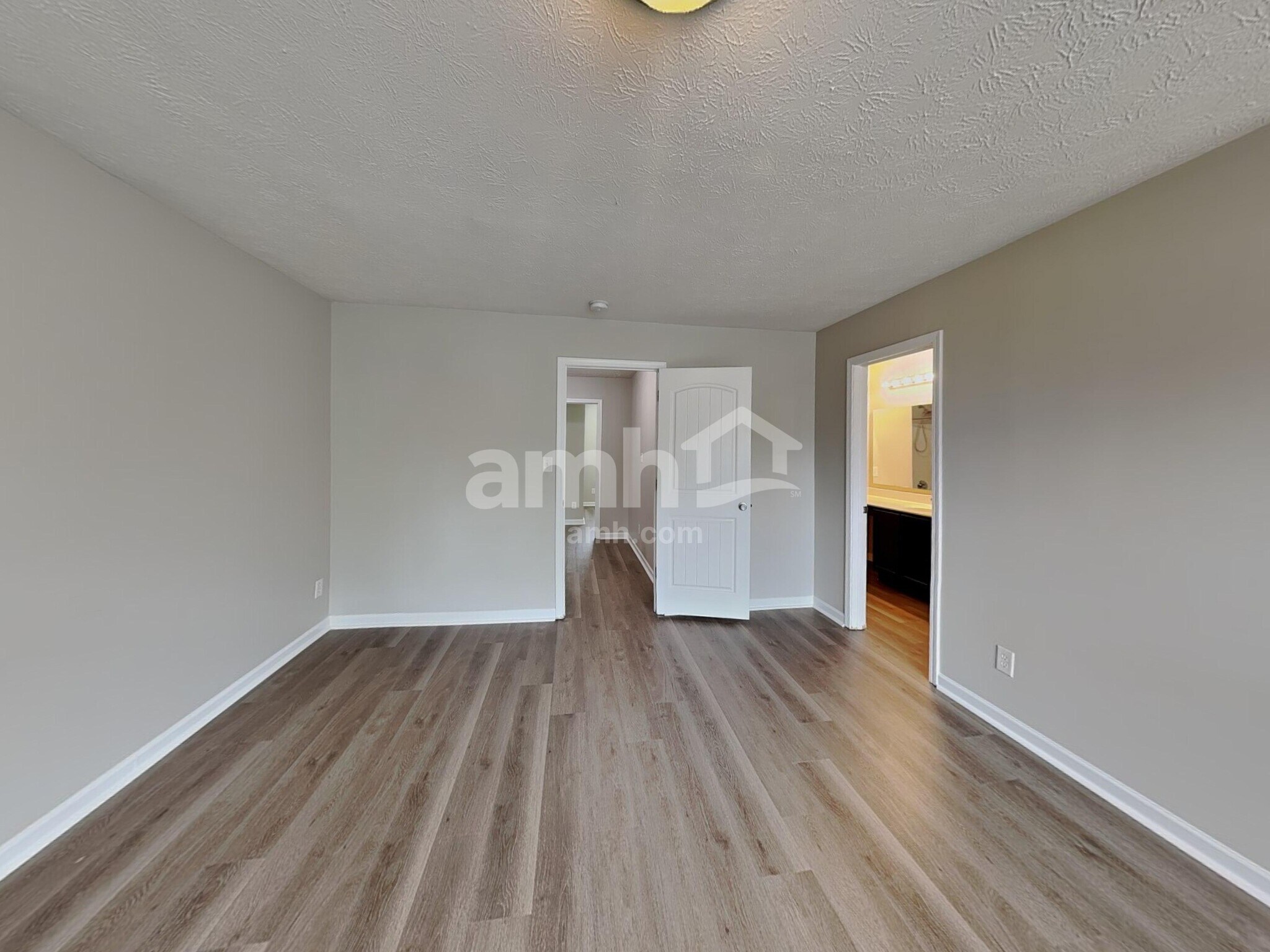 Building Photo - 1151 Fiesta Dr