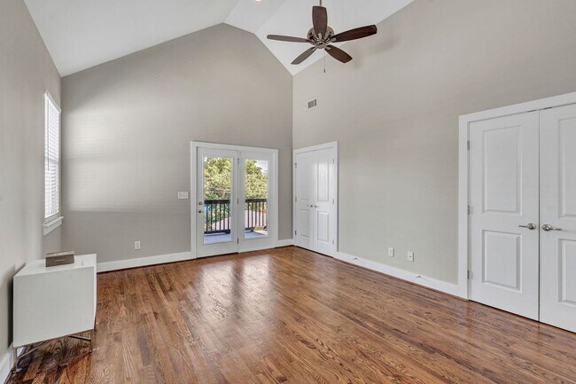 Building Photo - 4 BR with amenities in The Nations~