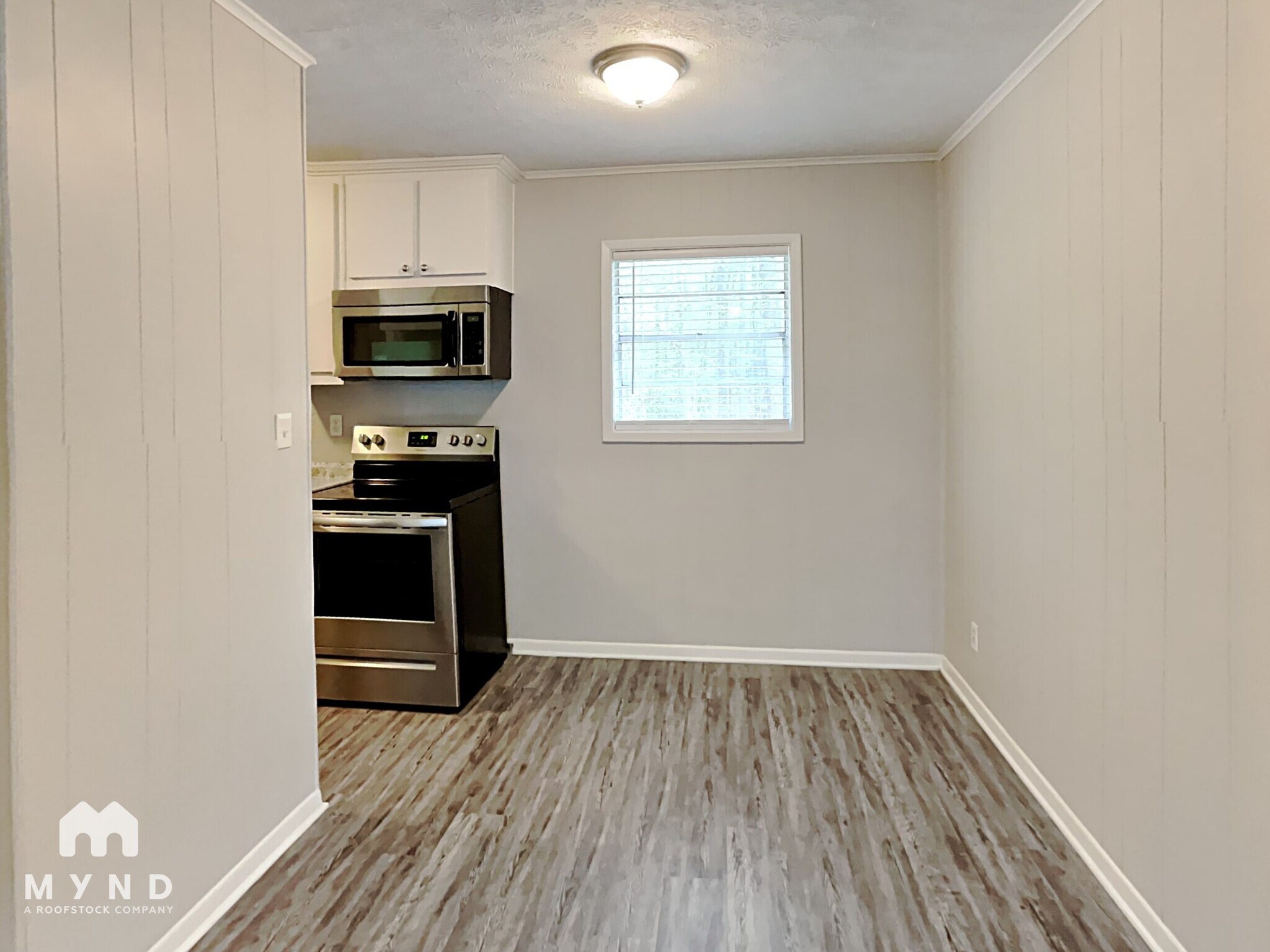 Building Photo - 6242 Green Acres Dr SW