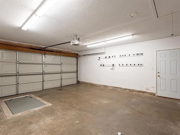Building Photo - 132 NW 5th St