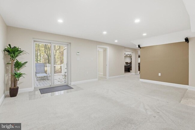 Building Photo - 18136 Hayloft Dr