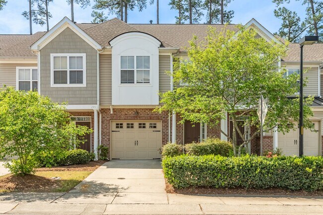 Building Photo - Renovated Cary Townhome | 3BR + Garage | Near RTP & RDU