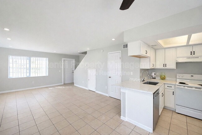 Building Photo - 4473 Frankie Ct