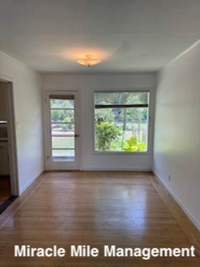 Building Photo - Charming Sun Valley Home with Wonderful Ou...