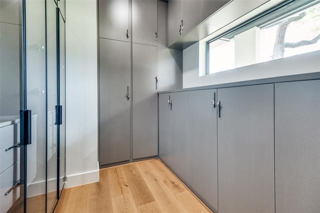 Building Photo - 10923 Marsh Ln