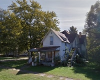 Building Photo - 205 5th St E