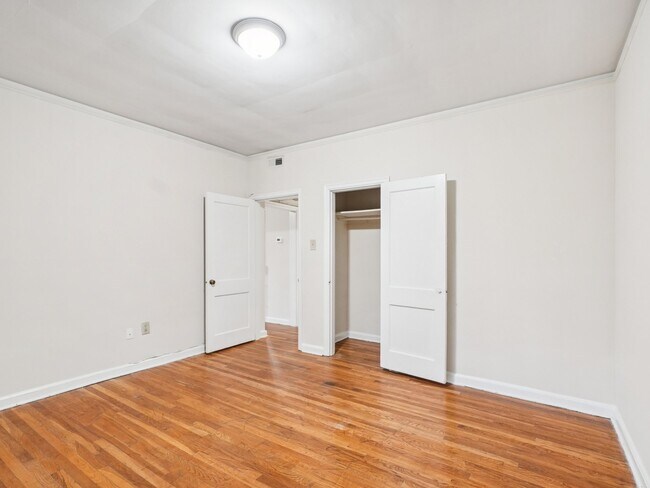 Floorplan - Cameron Court Apartments