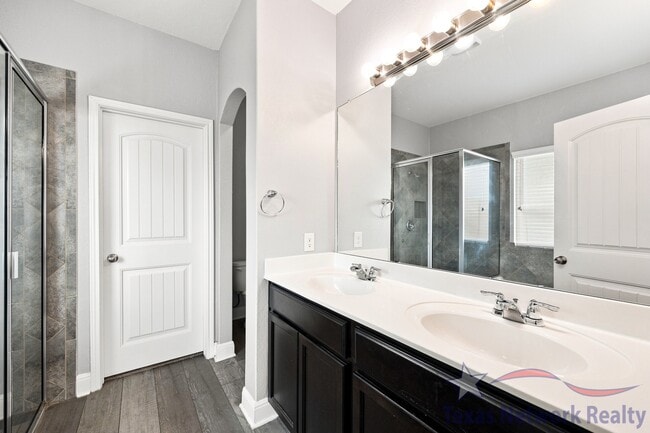 Building Photo - 5730 Mckinney Falls