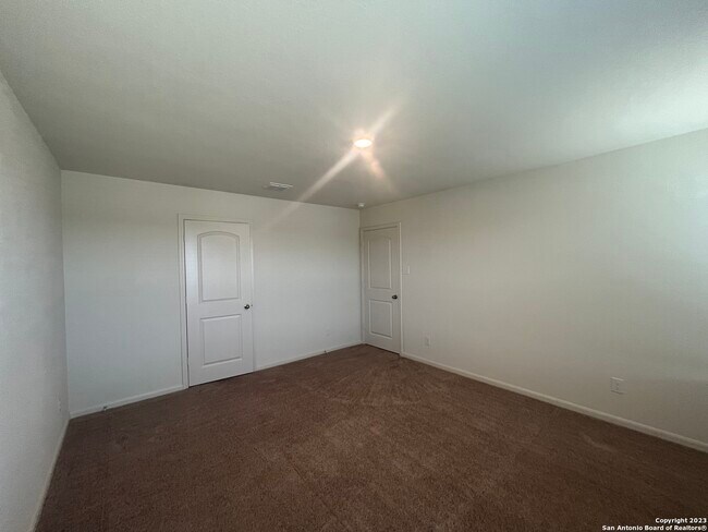 Building Photo - 11026 Chatham Ct