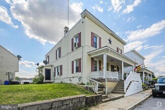 Building Photo - 253 E Howard St
