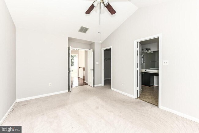 Building Photo - 6018 Callaway Ct