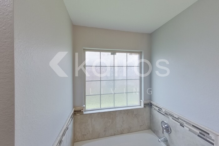 Building Photo - 4506 S Roberts St