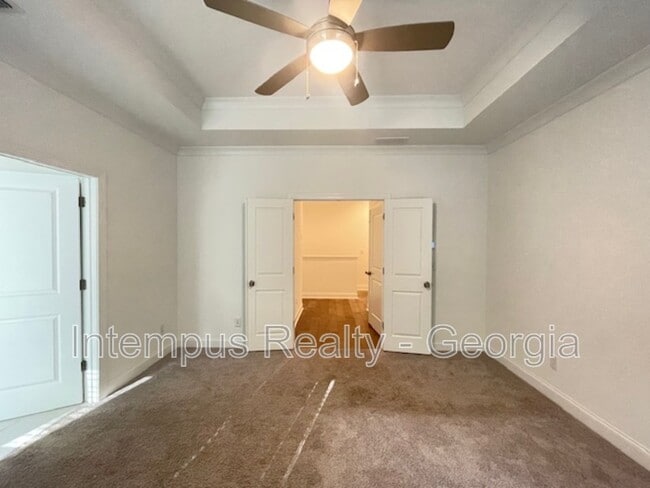 Building Photo - 5234 Riden Ct