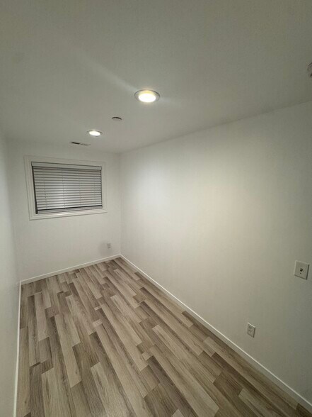 Building Photo - 126 S Humboldt St