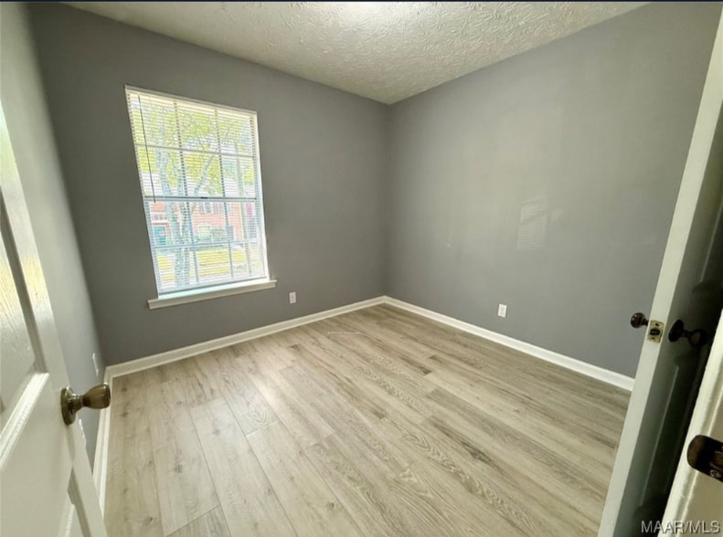 Building Photo - 1249 Seth Johnson Dr