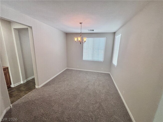 Building Photo - 3117 Greenfriar Ave