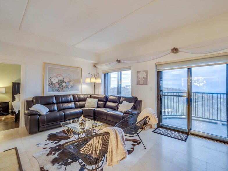 Building Photo - 100 Moss Ridge