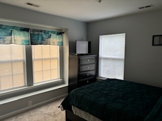 Building Photo - 120 Milpass Dr