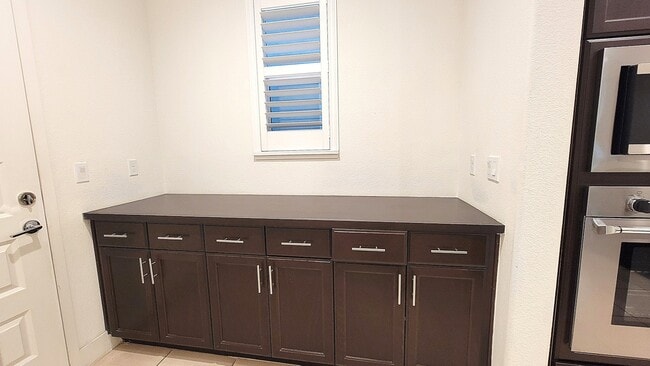 Building Photo - 2689 Tranquility St
