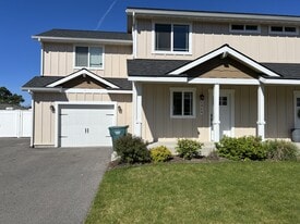 Building Photo - 1959 N Travis Ln