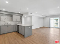 Building Photo - 5405 Hermitage Ave